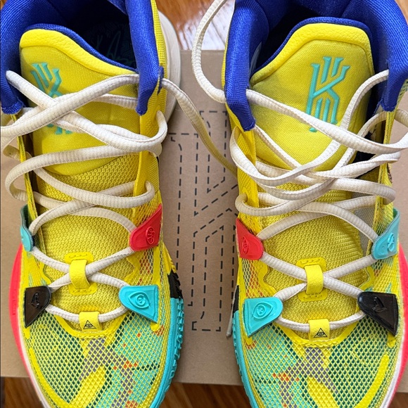 Nike Multicolor Kyrie 7 Sneakers - Picture 4 of 7